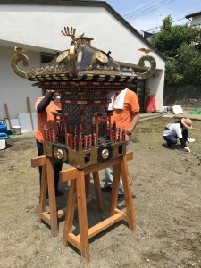 神輿磨き